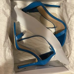 teal heels